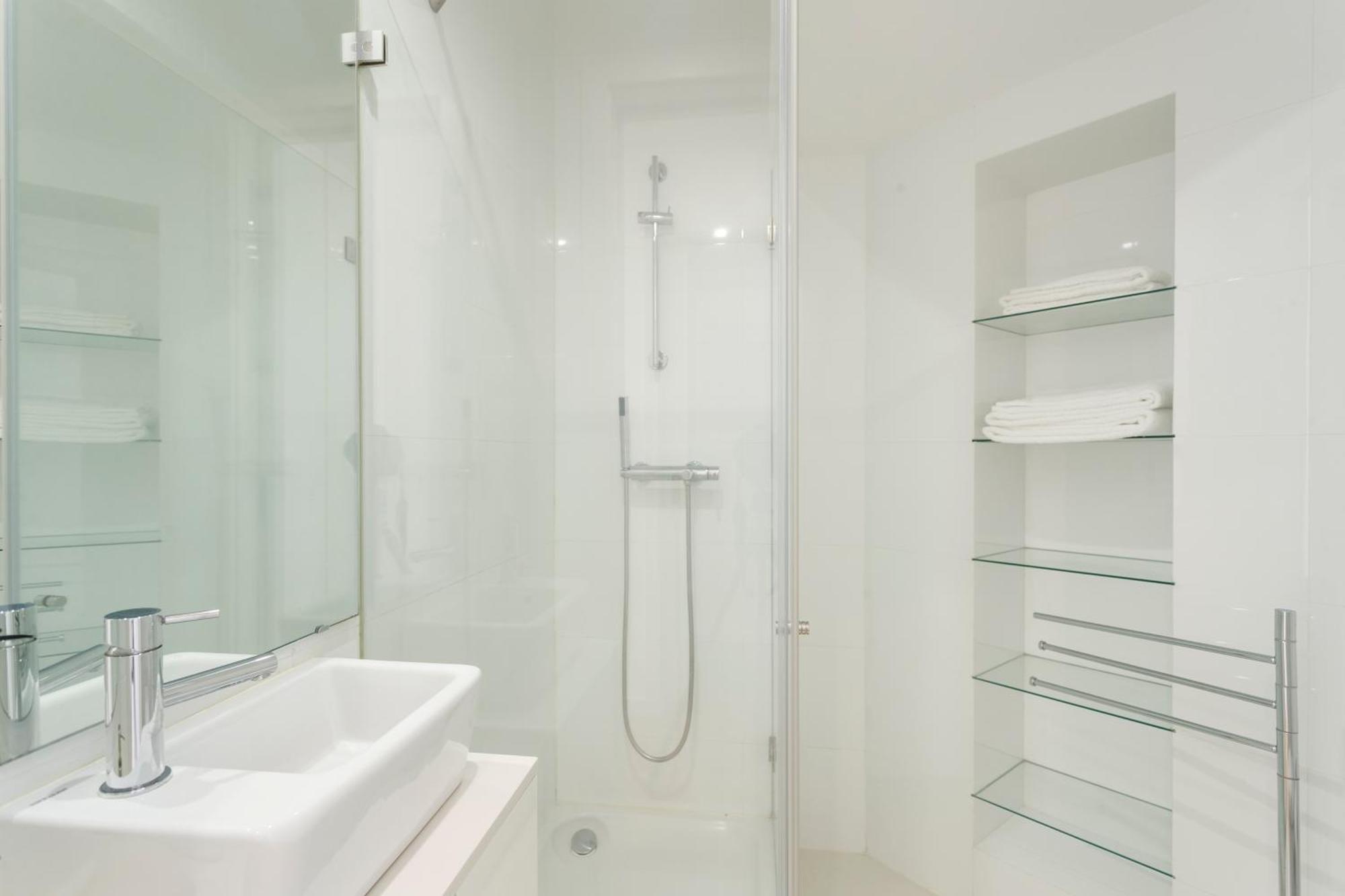 Cortes Apartment In Lisbon Historic Neighborhood Bagian luar foto